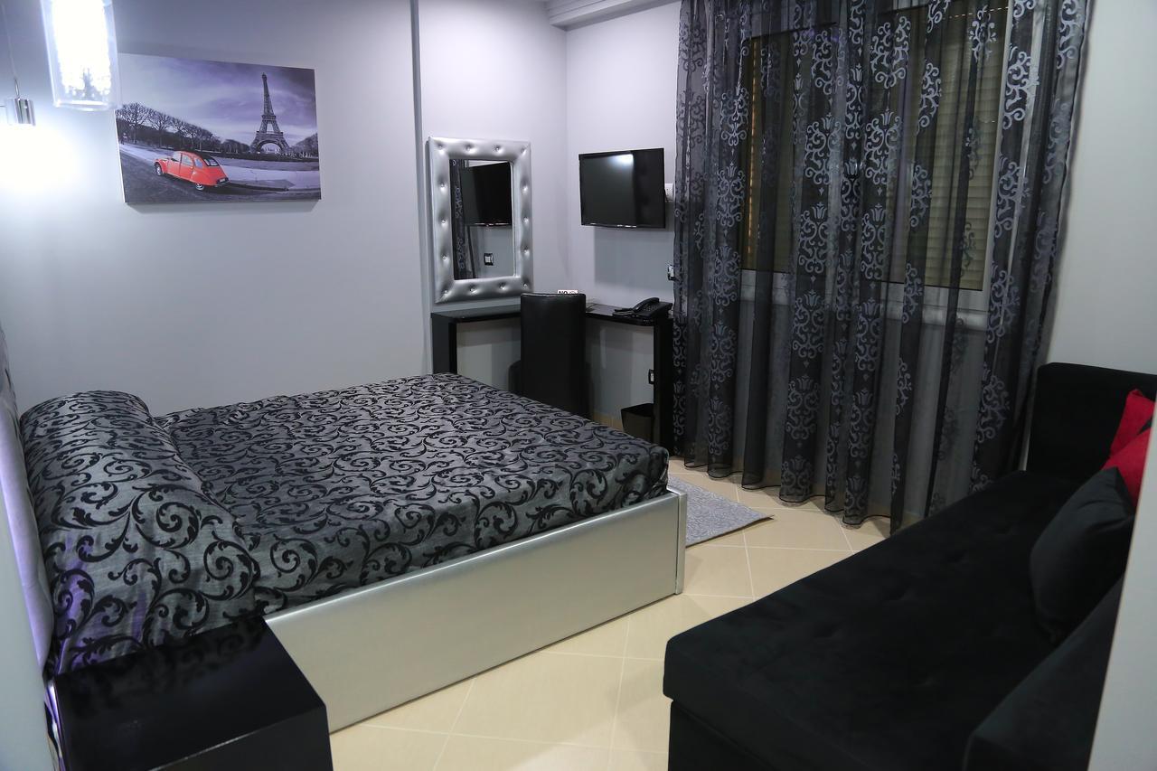 Nomelia Residence B&B Vlore Ngoại thất bức ảnh