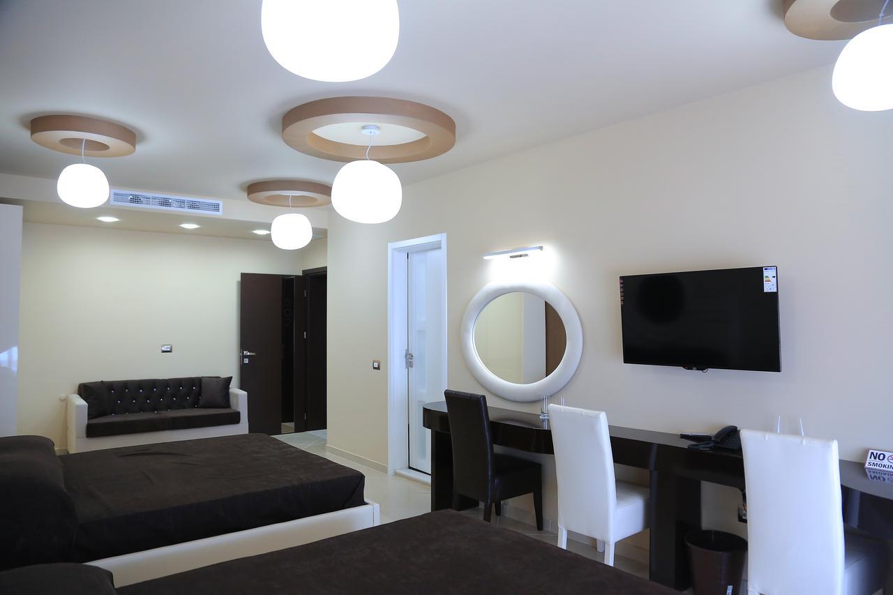 Nomelia Residence B&B Vlore Ngoại thất bức ảnh