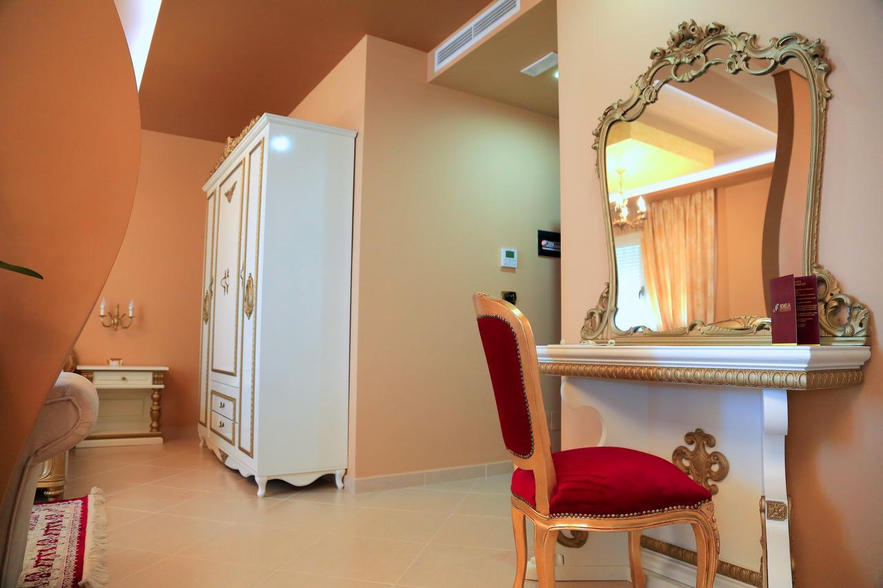 Nomelia Residence B&B Vlore Ngoại thất bức ảnh