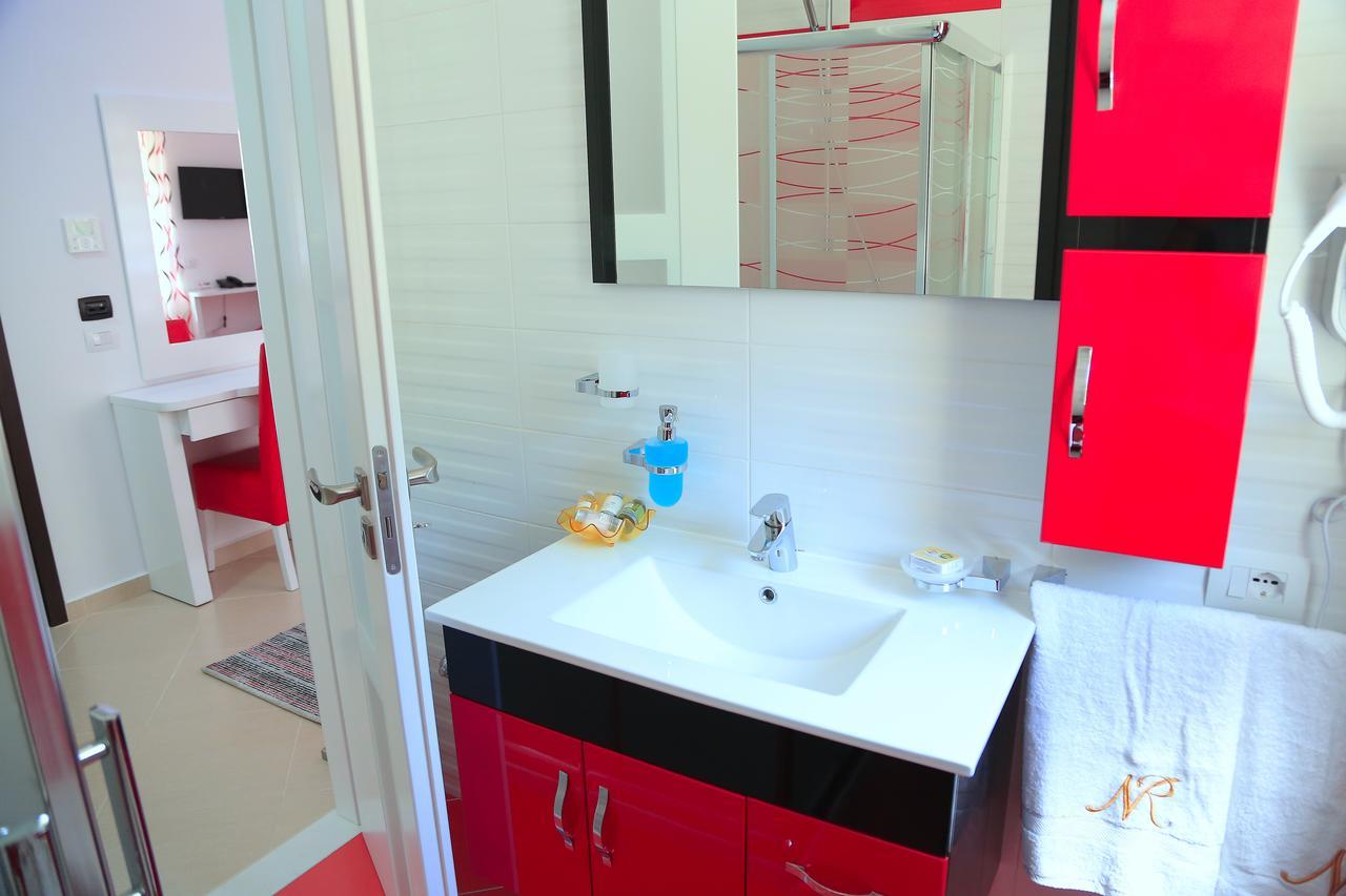 Nomelia Residence B&B Vlore Ngoại thất bức ảnh