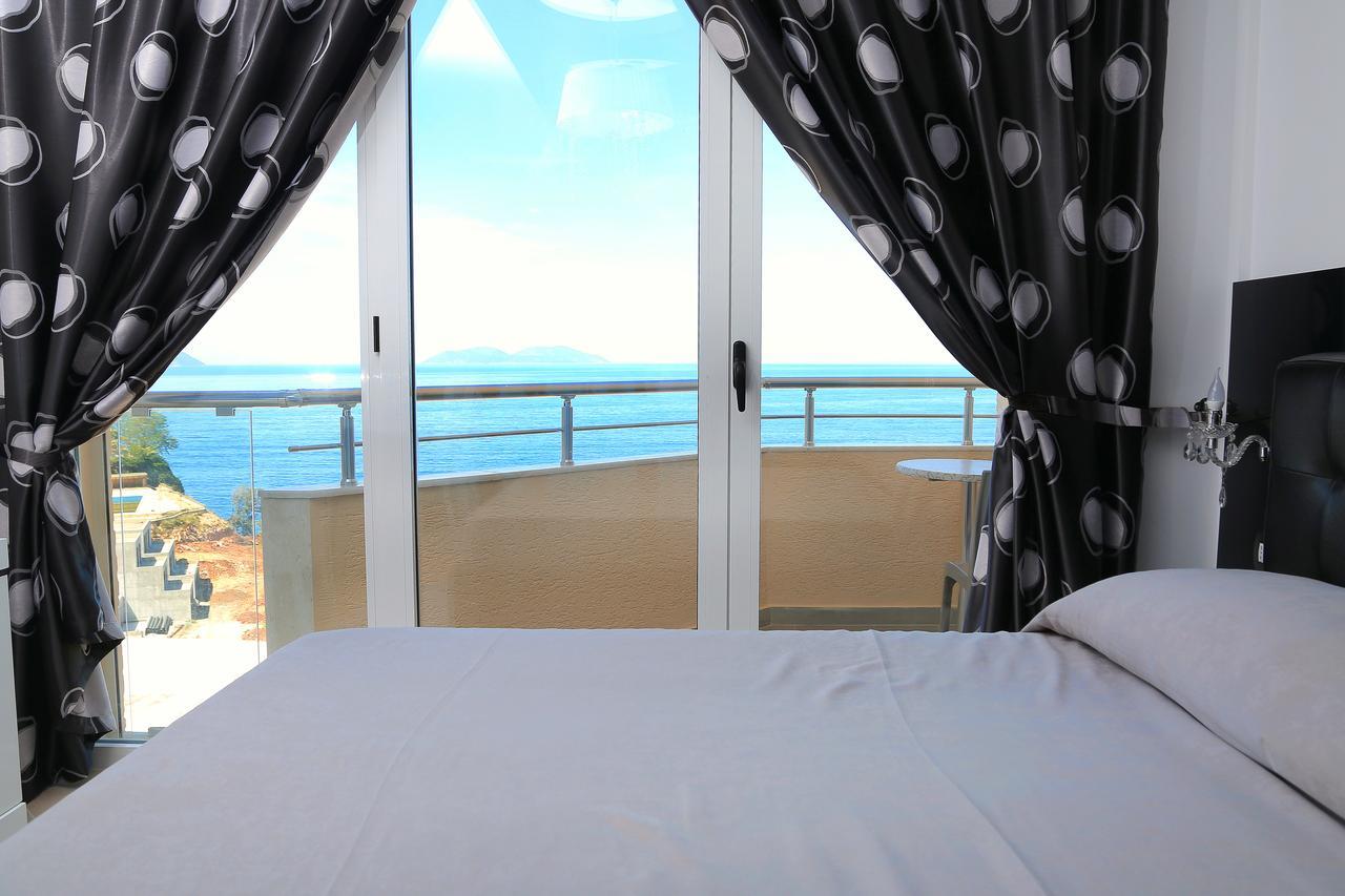 Nomelia Residence B&B Vlore Ngoại thất bức ảnh