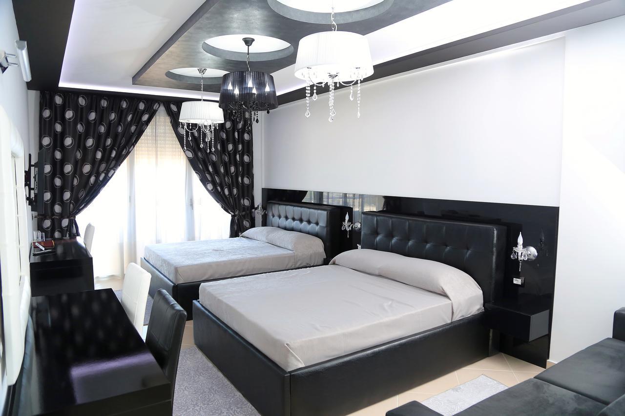 Nomelia Residence B&B Vlore Ngoại thất bức ảnh